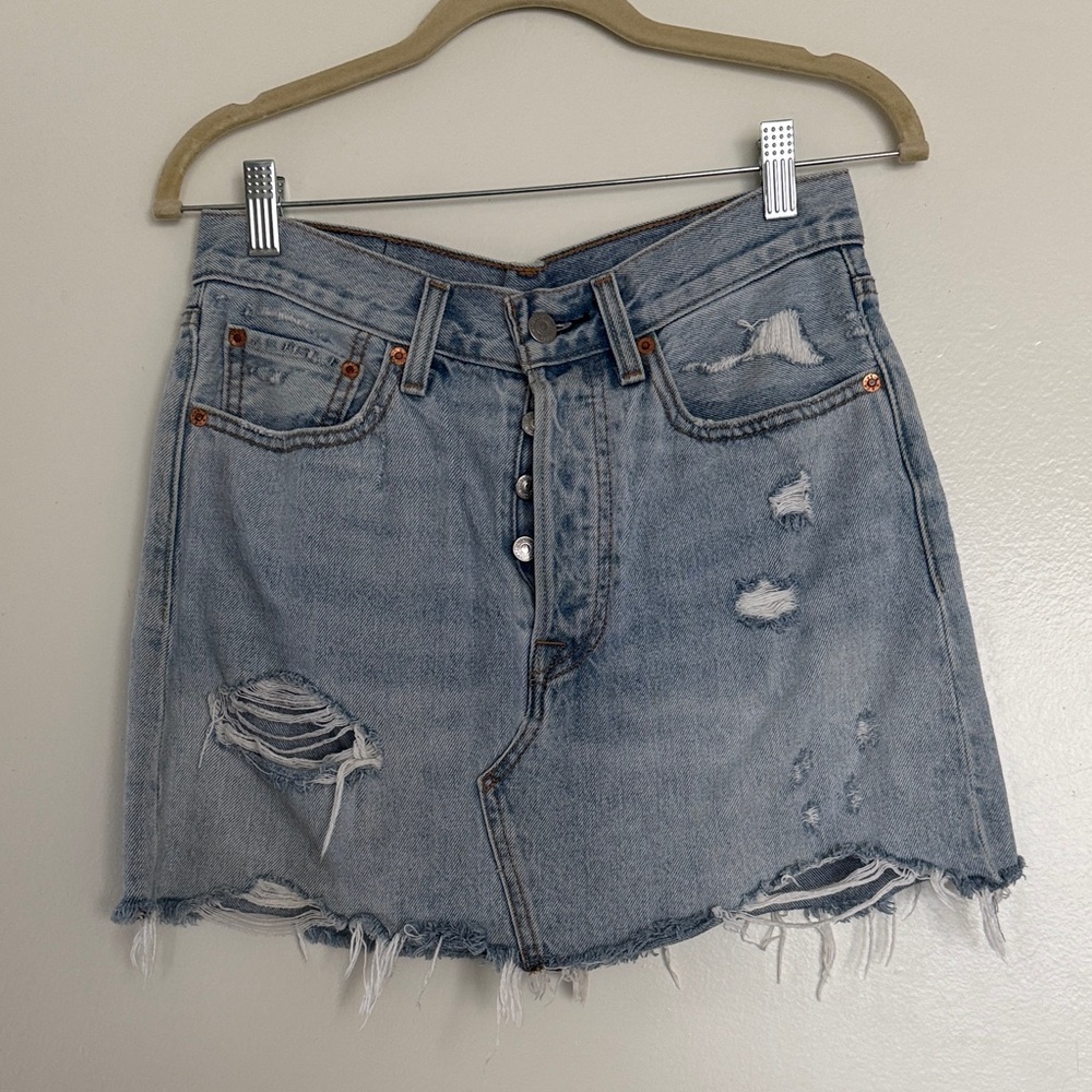 Levi's Light Blue Distressed Button-Front Denim M… - image 1